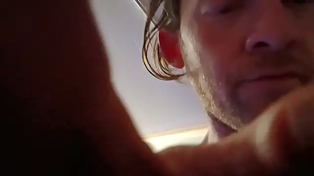 Snapshot of Ebinator666 chatting on November 25, 2025, 1:39 am Ebinator666 online show from November 25, 2025, 1:39 am