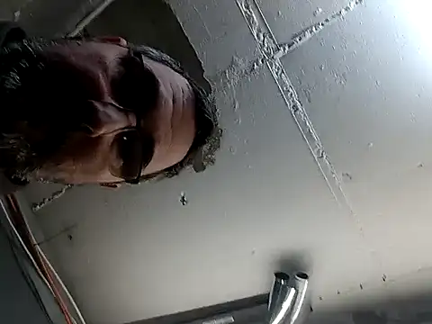 Snapshot of Nikeyone2 chatting on January 6, 2026, 9:24 am Nikeyone2 online show from January 6, 2026, 9:24 am