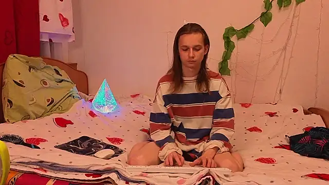 Snapshot of Frank_Fraer chatting on March 6, 2026, 7:42 pm Frank Fraer online show from March 6, 2026, 7:42 pm