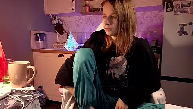 Snapshot of Frank_Fraer chatting on September 27, 2025, 6:03 pm Frank Fraer online show from September 27, 2025, 6:03 pm