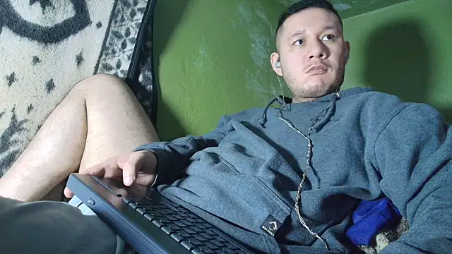 sweet cock28 online show from October 7, 2025, 3:40 am