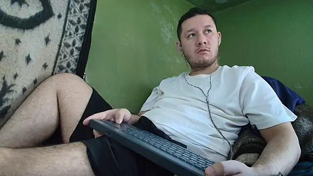 sweet cock28 online show from September 25, 2025, 3:40 pm