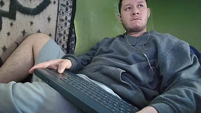 sweet cock28 online show from October 31, 2025, 3:52 pm