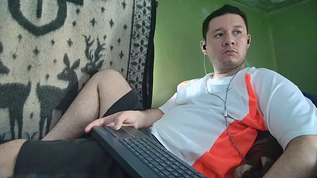 sweet cock28 online show from June 4, 2026, 3:17 pm