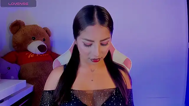 Snapshot of lucykinky22 chatting on November 6, 2025, 10:25 pm lucykinky22 online show from November 6, 2025, 10:25 pm