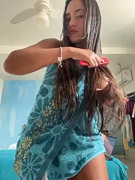 Snapshot of fenixgre chatting on December 20, 2025, 7:28 pm fenixgre online show from December 20, 2025, 7:28 pm