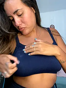 Snapshot of fenixgre chatting on September 14, 2025, 6:08 pm fenixgre online show from September 14, 2025, 6:08 pm