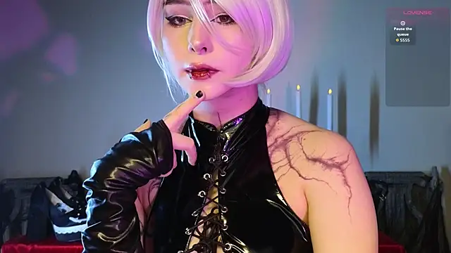 ghot1c graceeee online show from November 11, 2025, 2:45 pm