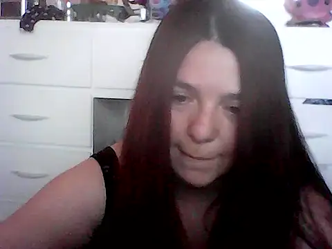 Oxitocina2000 online show from November 28, 2025, 7:25 pm