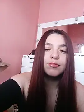 Snapshot of Oxitocina2000 chatting on June 21, 2026, 6:57 pm Oxitocina2000 online show from June 21, 2026, 6:57 pm