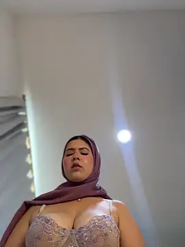 naughty  angel online show from March 16, 2026, 12:42 pm