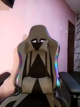 kanyat  online show from October 4, 2025, 8:21 pm