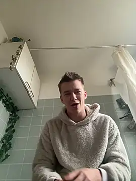 Toyjungee online show from January 9, 2026, 2:13 pm