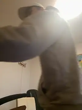 Snapshot of Toyjungee chatting on November 23, 2025, 11:09 am Toyjungee online show from November 23, 2025, 11:09 am