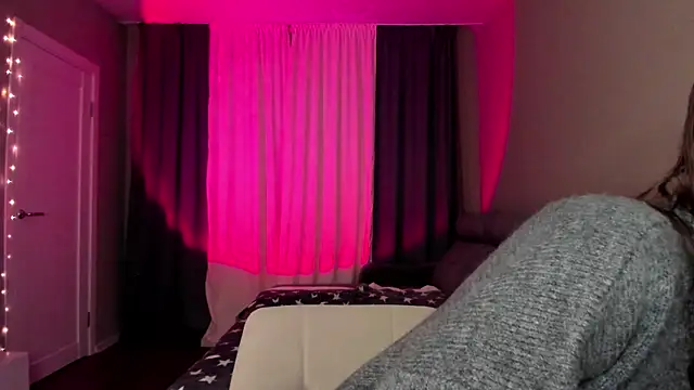 Snapshot of p1nkypaws chatting on February 23, 2025, 9:59 pm p1nkypaws online show from February 23, 2025, 9:59 pm