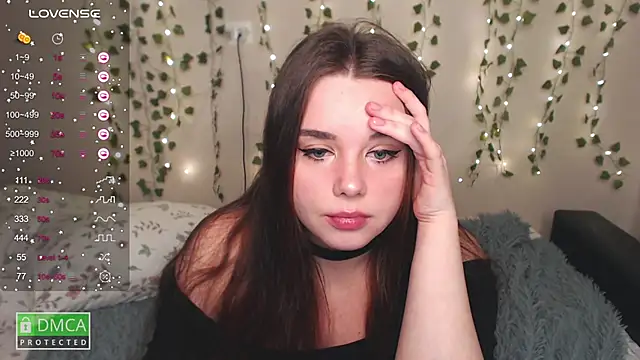 aliice cutie online show from December 25, 2024, 1:10 am