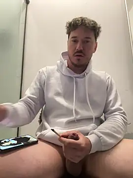 guaposexyh0t online show from May 16, 2026, 5:50 am