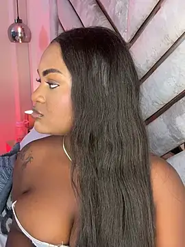 Noa Adams online show from February 22, 2026, 4:37 am