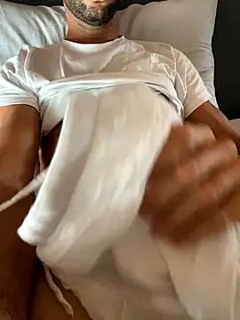 Snapshot of Fellix chatting on October 21, 2025, 11:20 am Fellix online show from October 21, 2025, 11:20 am