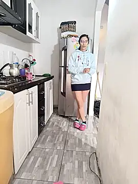 catire2323 online show from February 22, 2025, 4:51 pm