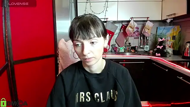 TayanaJons online show from December 22, 2025, 8:03 am