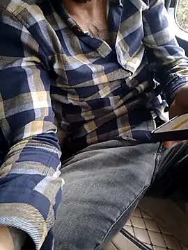 Snapshot of Freezing_Duck chatting on February 10, 2026, 2:38 pm Freezing Duck online show from February 10, 2026, 2:38 pm