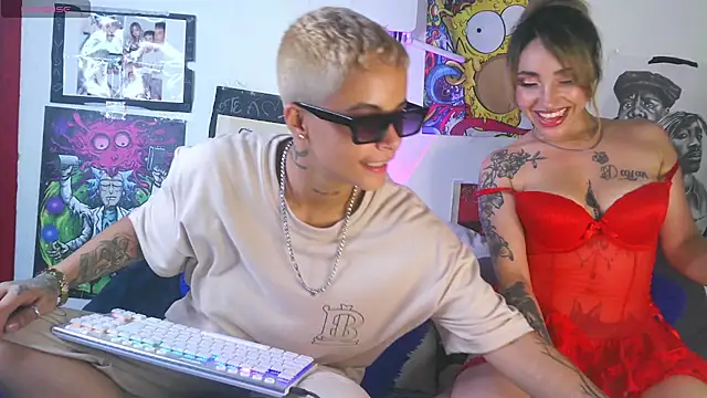 Snapshot of IM_MAYA chatting on December 25, 2024, 1:20 am IM MAYA online show from December 25, 2024, 1:20 am