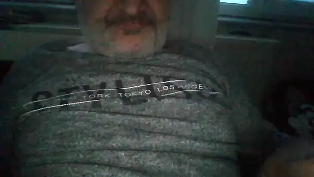 Snapshot of asira39 chatting on April 18, 2026, 5:04 pm asira39 online show from April 18, 2026, 5:04 pm