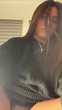 crystal bunny7 online show from April 18, 2026, 2:25 am