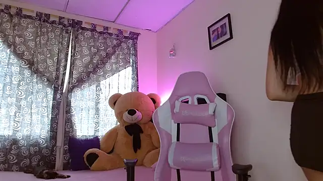 Dakota bumm online show from September 23, 2025, 7:10 pm