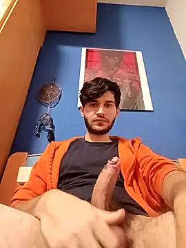 Snapshot of Esti02 chatting on November 20, 2025, 7:58 pm Esti02 online show from November 20, 2025, 7:58 pm