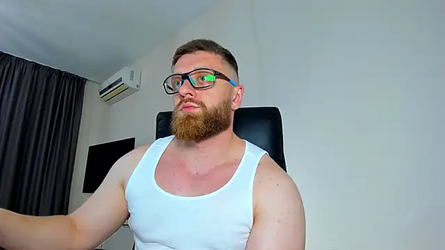 Snapshot of Findom_guy chatting on May 17, 2026, 7:03 pm Findom guy online show from May 17, 2026, 7:03 pm
