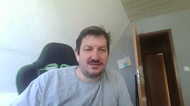 Golffahrer1982 online show from May 24, 2026, 9:31 am