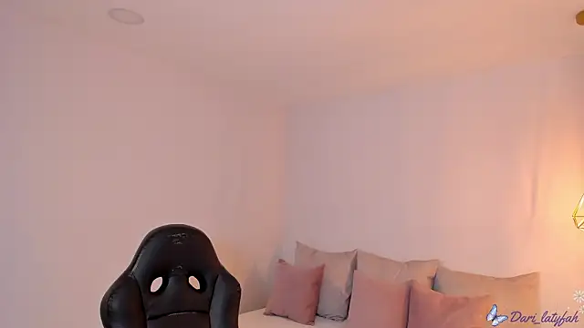 dari kim online show from December 2, 2024, 1:30 pm