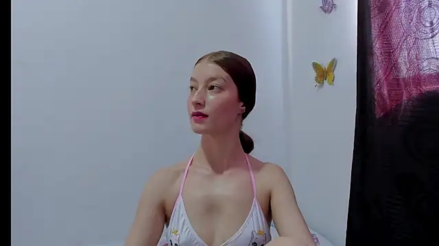 MiiaVolkova online show from December 14, 2025, 5:07 pm