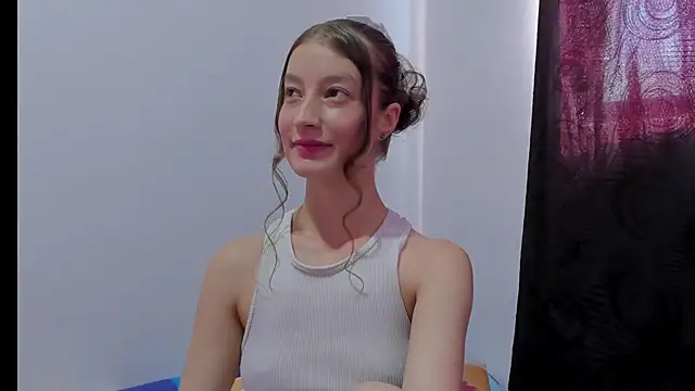 MiiaVolkova online show from November 21, 2025, 6:18 pm