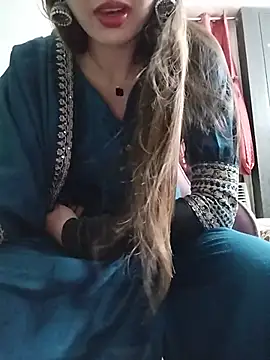 Snapshot of Noor_Darliing chatting on June 1, 2026, 3:33 pm Noor Darliing online show from June 1, 2026, 3:33 pm