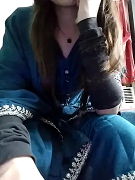 Snapshot of Noor_Darliing chatting on April 27, 2026, 3:43 pm Noor Darliing online show from April 27, 2026, 3:43 pm
