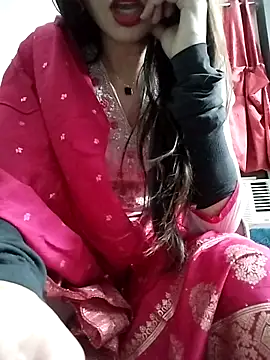 Snapshot of Noor_Darliing chatting on May 2, 2026, 3:39 pm Noor Darliing online show from May 2, 2026, 3:39 pm