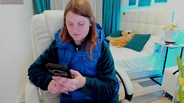 Kathlyn  Heath online show from March 8, 2025, 8:35 pm