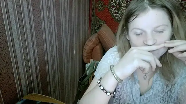 Kathlyn  Heath online show from February 10, 2026, 11:48 pm