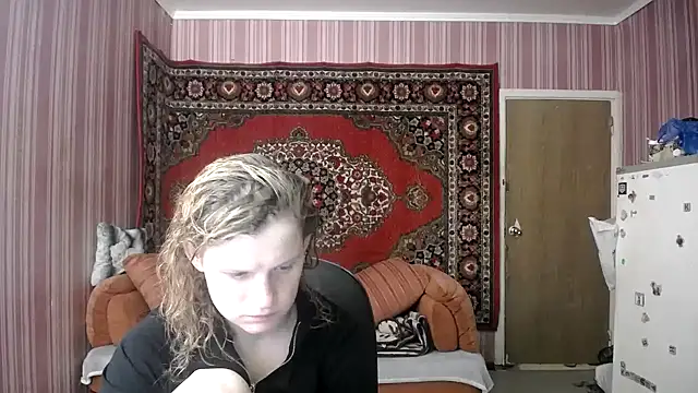 Kathlyn  Heath online show from October 16, 2025, 6:05 pm