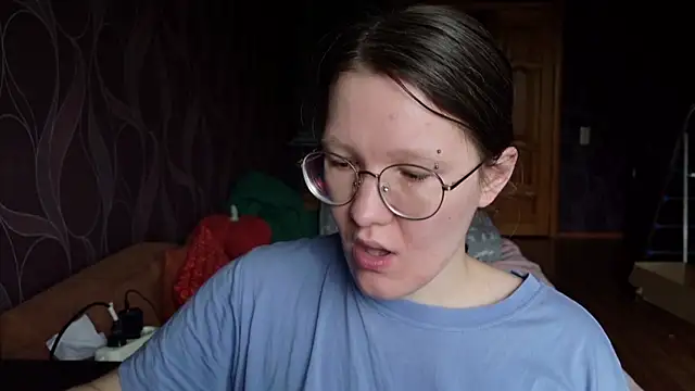 MiriamOr online show from October 27, 2025, 8:04 am