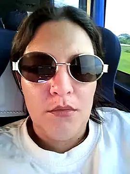 Mia Hampton online show from October 5, 2025, 10:22 pm