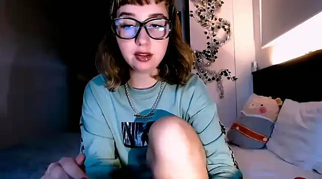 Snapshot of Cosmo_Riri chatting on December 29, 2024, 4:38 am Cosmo Riri online show from December 29, 2024, 4:38 am