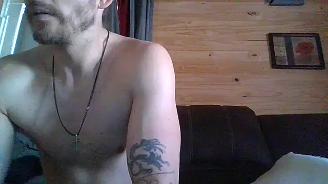 Snapshot of KBONE36 chatting on February 19, 2025, 7:16 pm KBONE36 online show from February 19, 2025, 7:16 pm