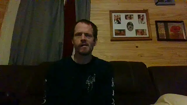 Snapshot of KBONE36 chatting on February 18, 2025, 2:38 am KBONE36 online show from February 18, 2025, 2:38 am