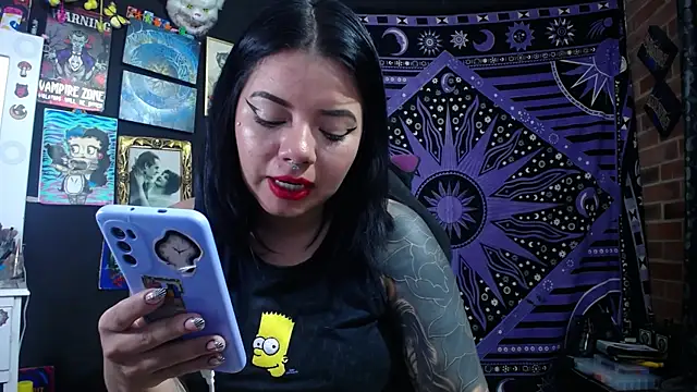 Yourmadame P online show from January 14, 2026, 4:49 am