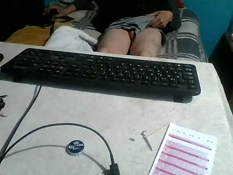 Snapshot of malekon76 chatting on November 15, 2025, 11:47 am malekon76 online show from November 15, 2025, 11:47 am