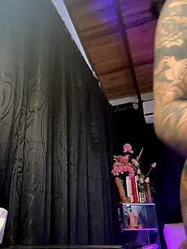 monroe 777 online show from December 5, 2025, 12:10 am